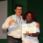pe-marcio-pacheco-diretor-grafica-e-editora-olutador-recebe-premio-cns